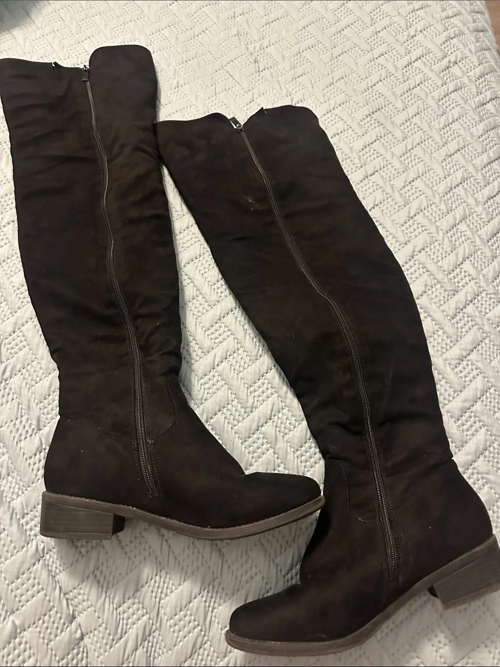 Top Moda Women's Black Suede Over-the-Knee Zip Boots size 9